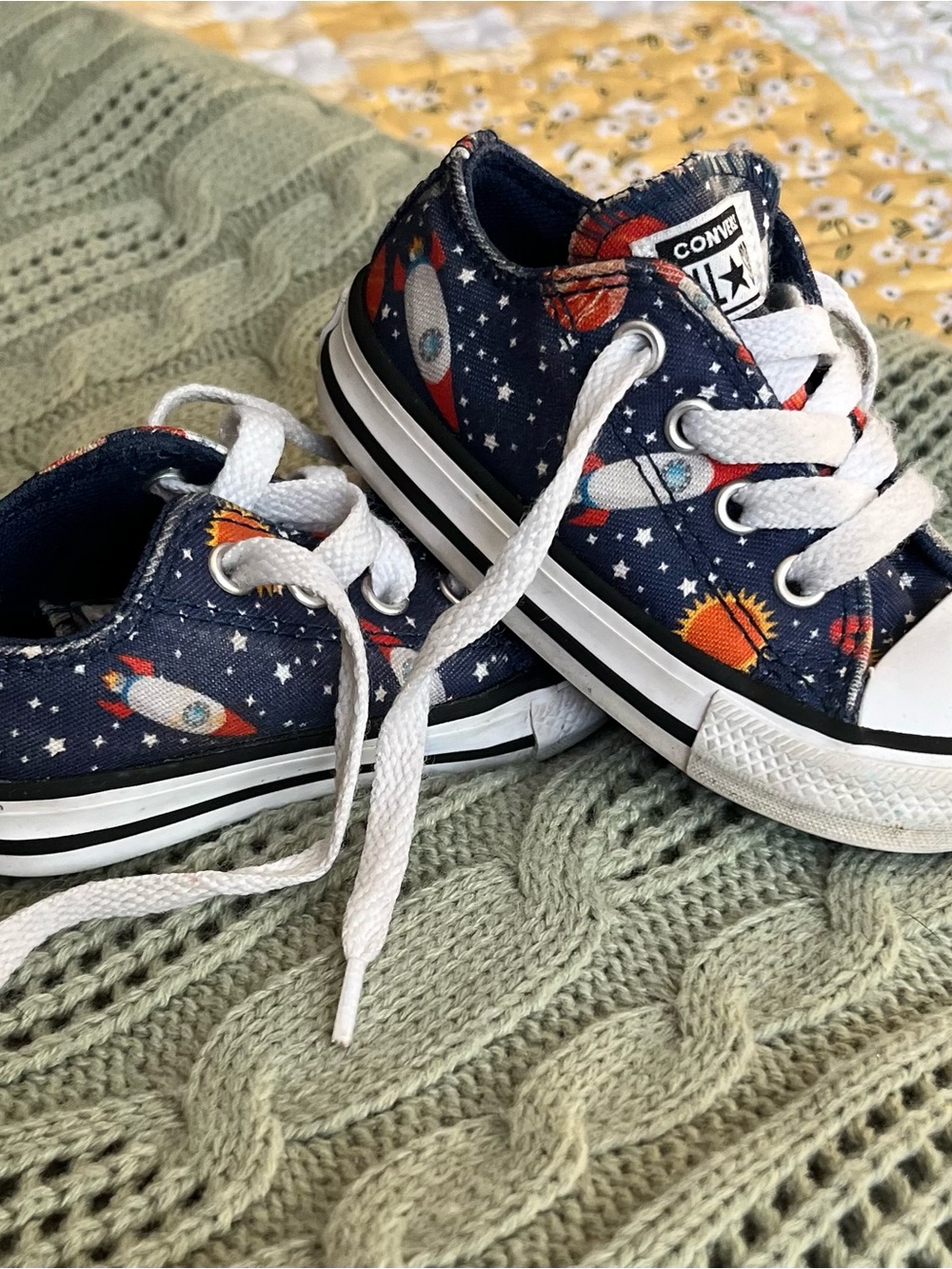 Converse Kids Navy Rocket Print Low-Top Sneakers with White Laces